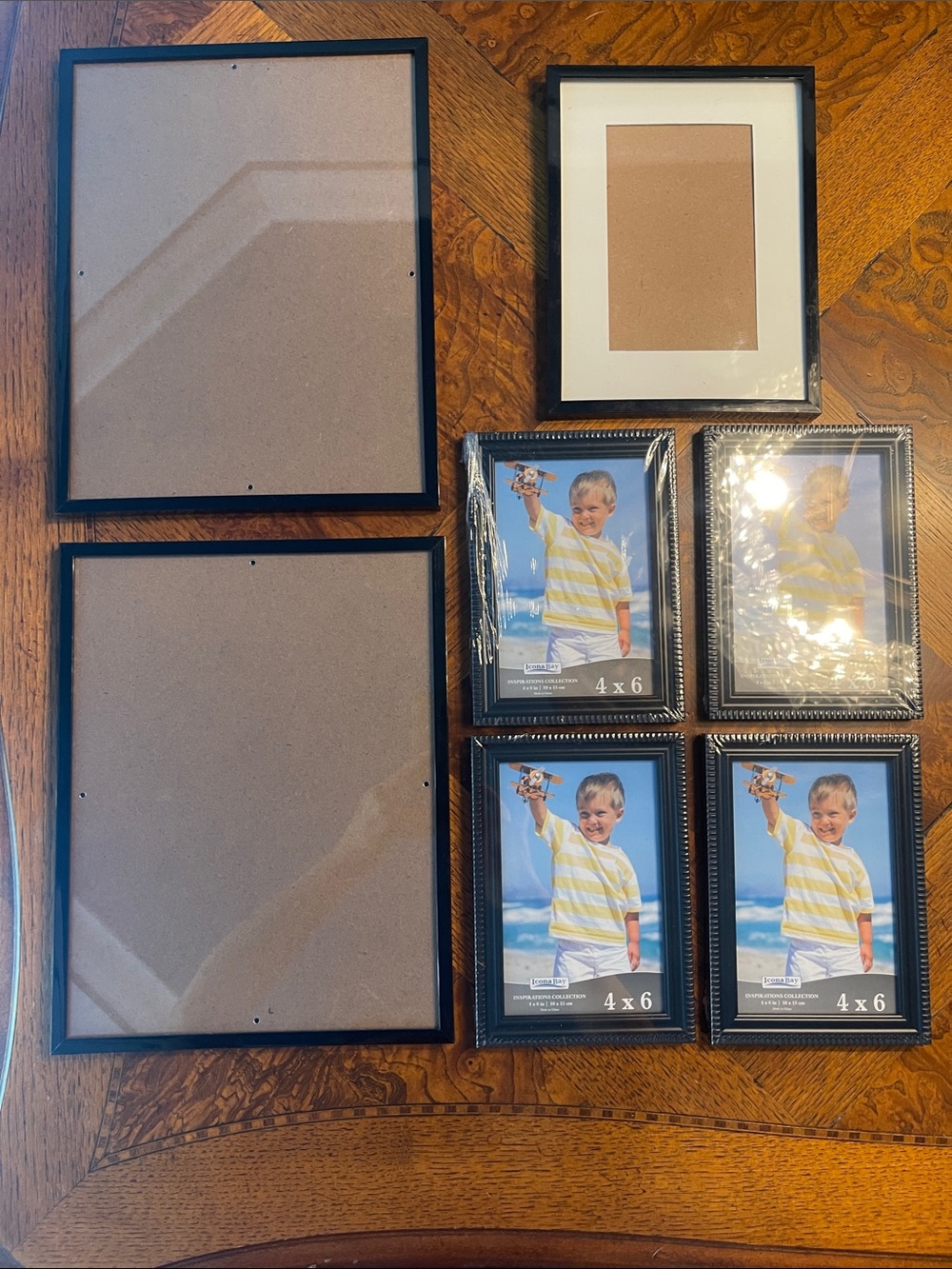 Black plastic frames NWT 2 8 x 10, 1 5 x 7, 4 4 x 6 certificate holders